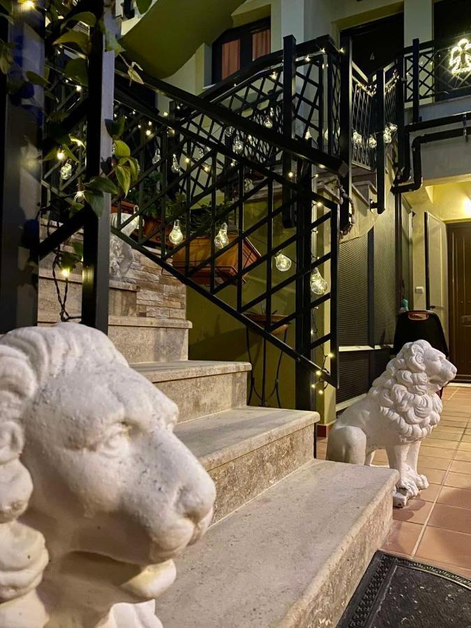 Апартаменты Dominique Meteora House Калампака Экстерьер фото