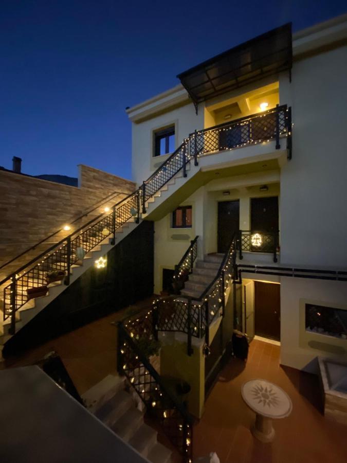 Апартаменты Dominique Meteora House Калампака Экстерьер фото